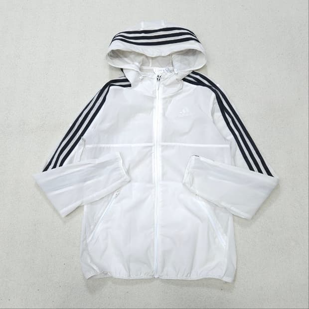 아디다스 화이트 윈드브레이커 S