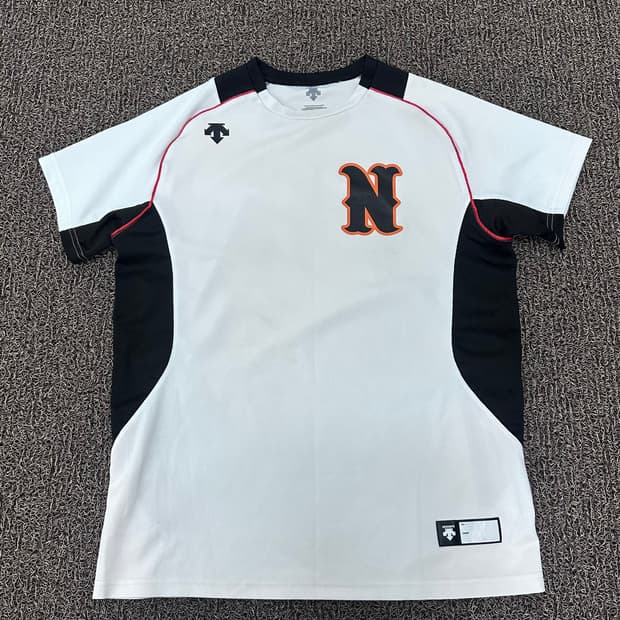 데상트 반팔티셔츠 110(2XL)