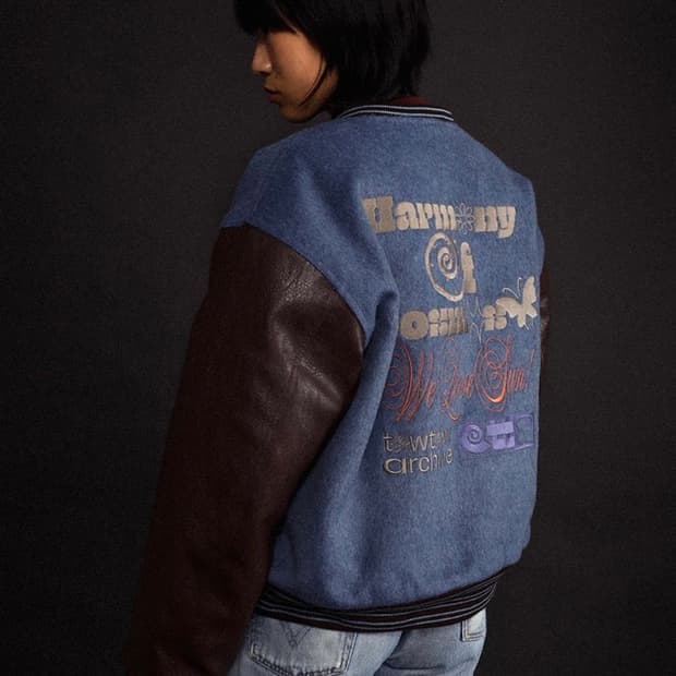 토우토우아카이브 바시티자켓