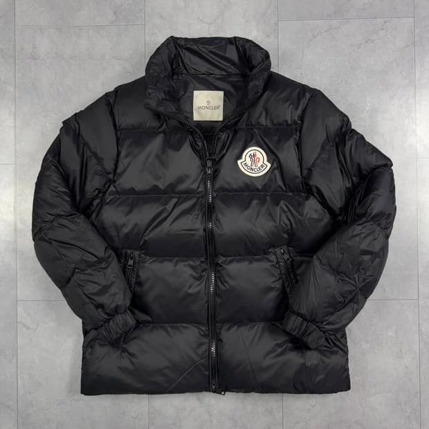 몽클레르 사탈라 쇼트 다운 자켓 블랙