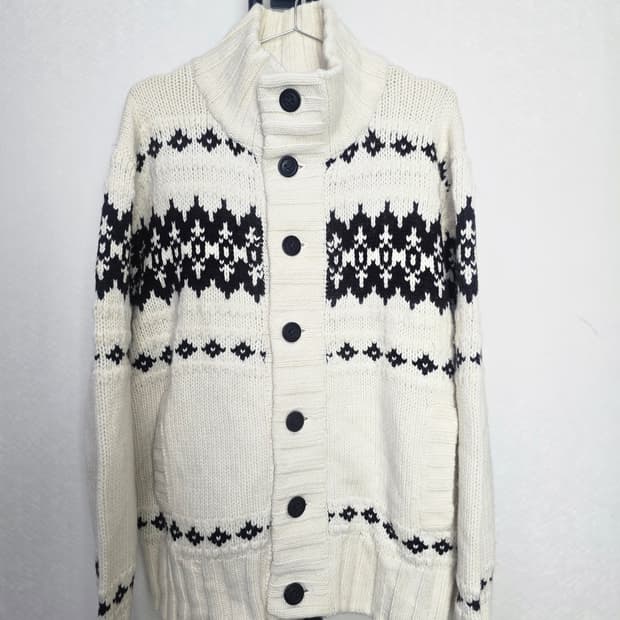 캐네디언 스웨터