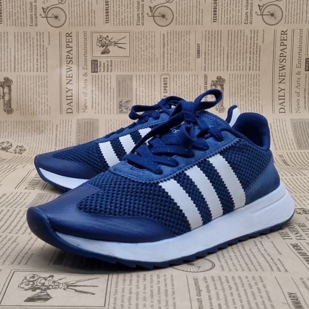 아디다스 플래시백 여성운동화240 