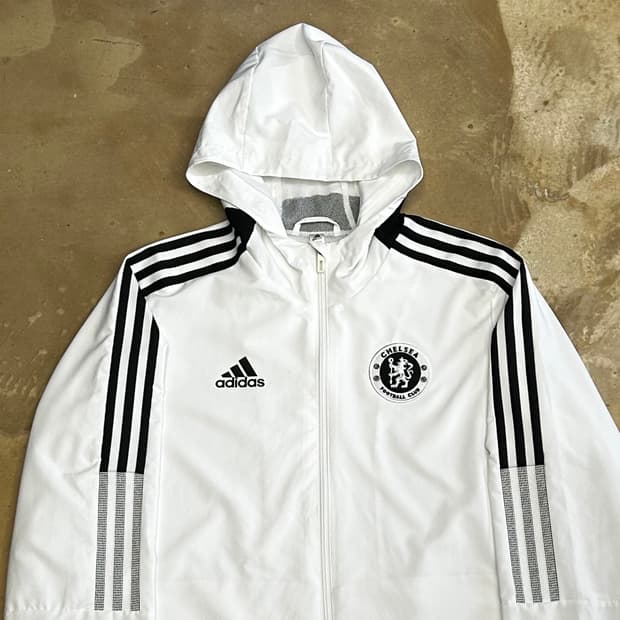 L 아디다스 첼시 화이트 후드 트랙탑