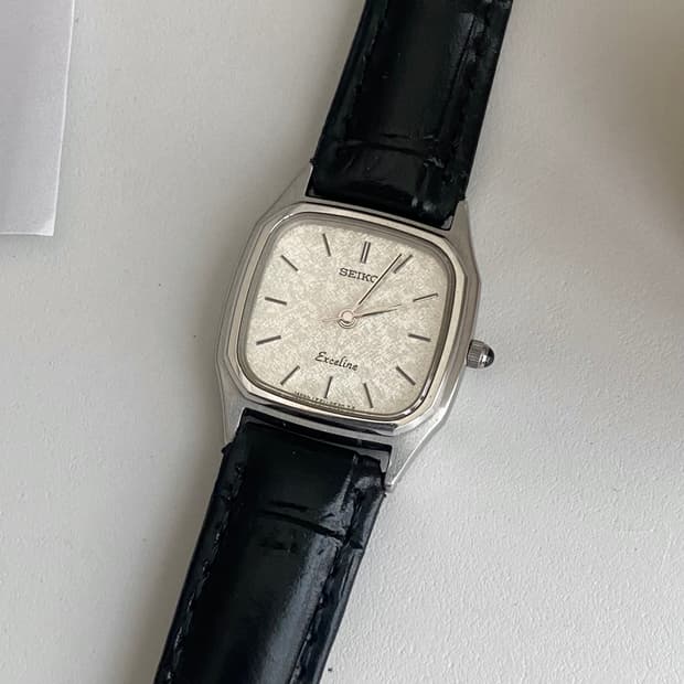 Seiko 세이코 엑셀린 스퀘어 실버 레이디스