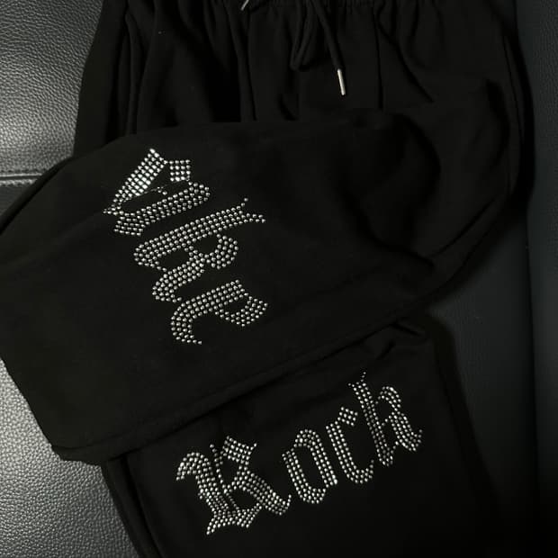 Vintage crystal jogger pants - black 