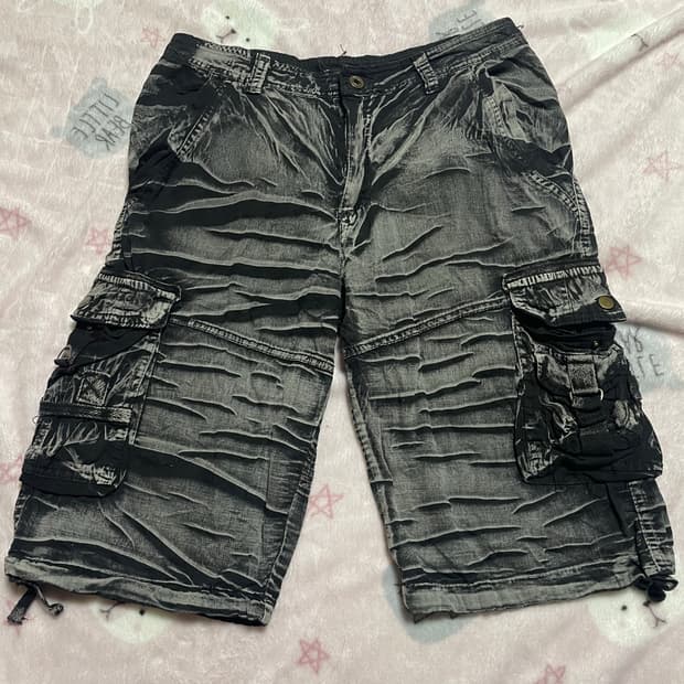 펑크 반바지 ☠️