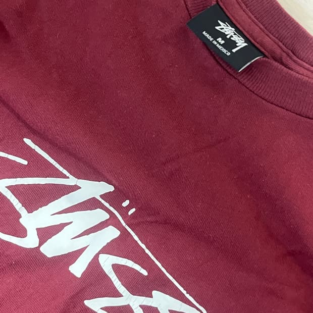 스투시 롱슬리브