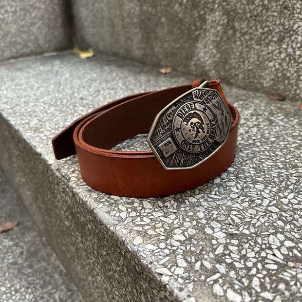 *rare* 1990 디젤 브라운 버클 레더벨트