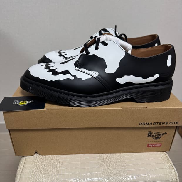 (290) 슈프림x닥터마틴 1461 3-아이슈 블랙