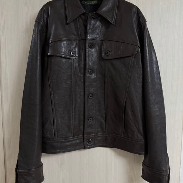 [L] Duffer N Nphews 더퍼앤네퓨즈 앙가죽레더NICENESS