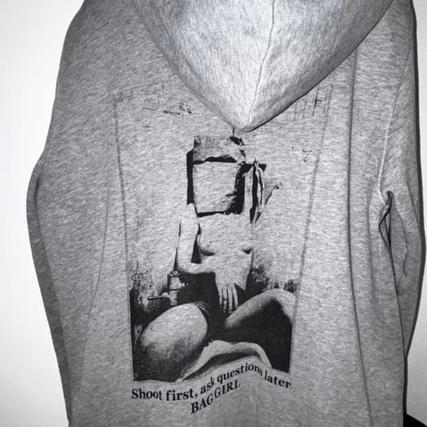 moussy 프린팅 오버핏 하이넥 후드집업