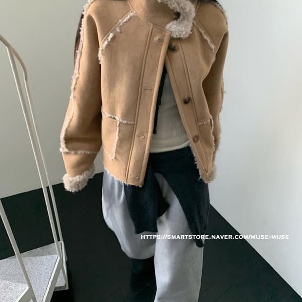 murmur 머멀 24fw 크롭 무스탕 자켓