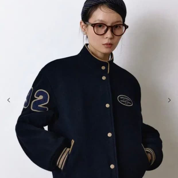 노멜렛 바시티자켓