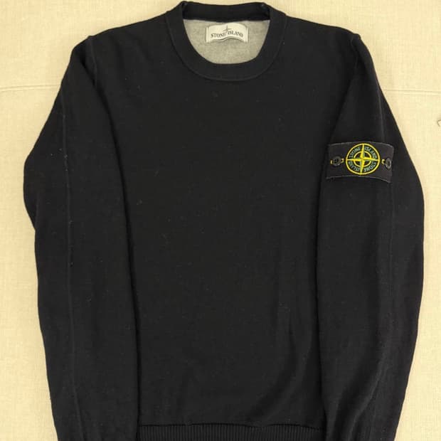 스톤 아일랜드 니트 급처