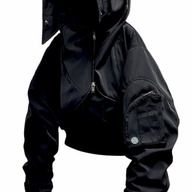 (구해요) 디퍼런트이즈 디퍼런티스 Crop bomber jacket