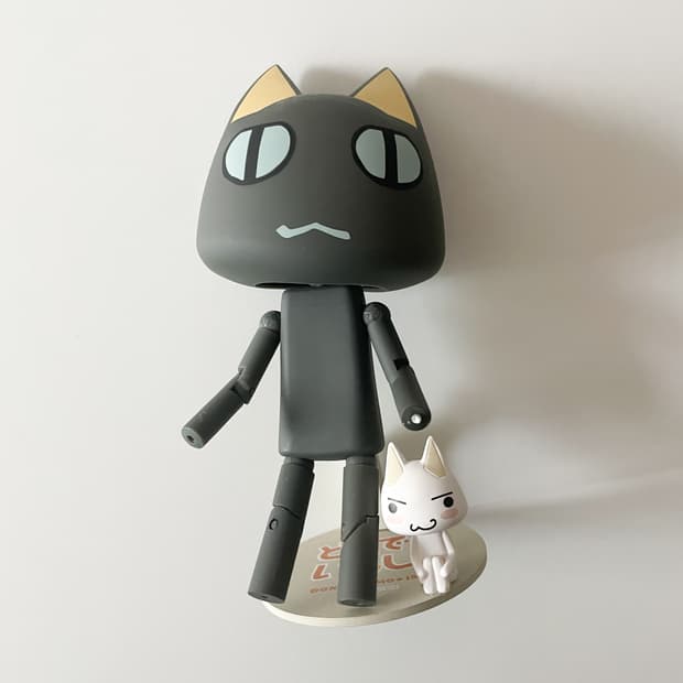 도코데모잇쇼 쿠로 리볼텍 피규어