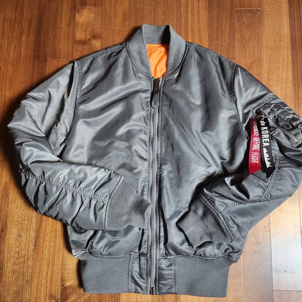 알파 인더스트리 MA-1 레귤러 Gun Metal