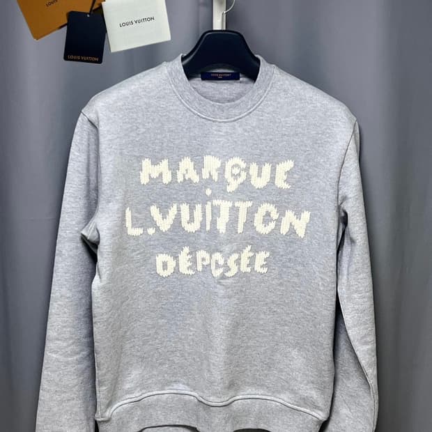 [정품] 신상 M(100) 루이비통 엠브로이더드 시그니처니트 1AIKCO