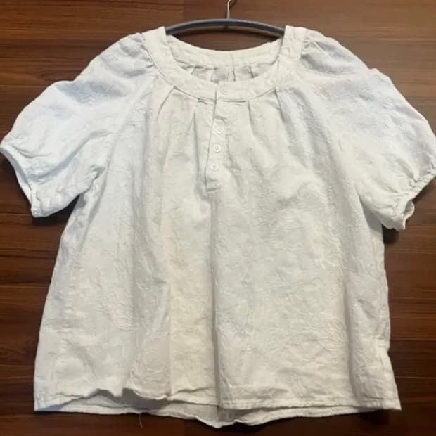 랭썸 빈티지 레이스 프릴 펀칭 반팔 블라우스 빈티지모리걸