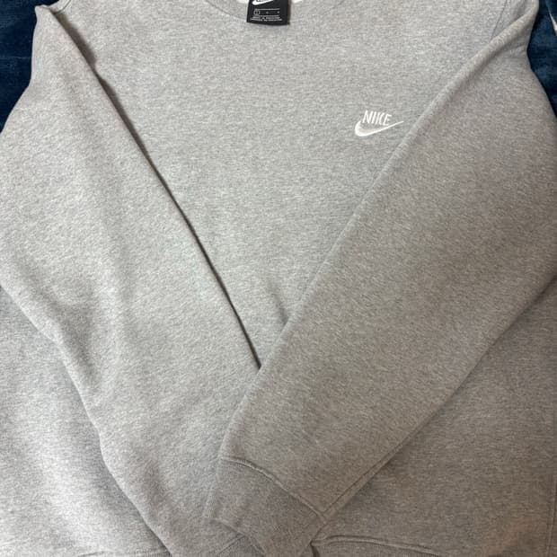 나이키 맨투맨 회색 