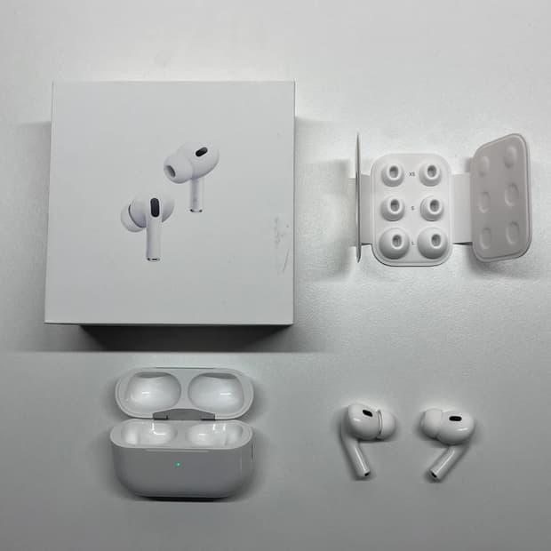 에어팟 프로 2세대 (맥세이프 무선충전 C타입)팝니다