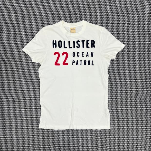 홀리스터 슬림핏 반팔 티셔츠 화이트