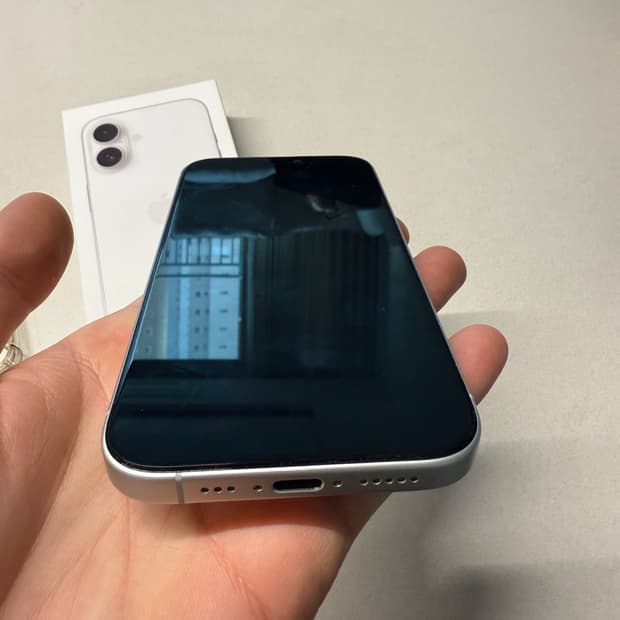 아이폰16 / 256기가 / 배터리 100 / 현재 사이클 172