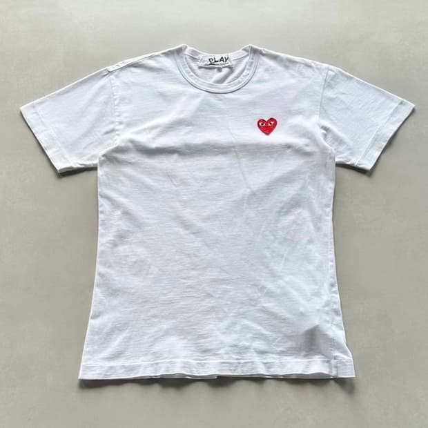 꼼데가르송 레드 하트 반팔티