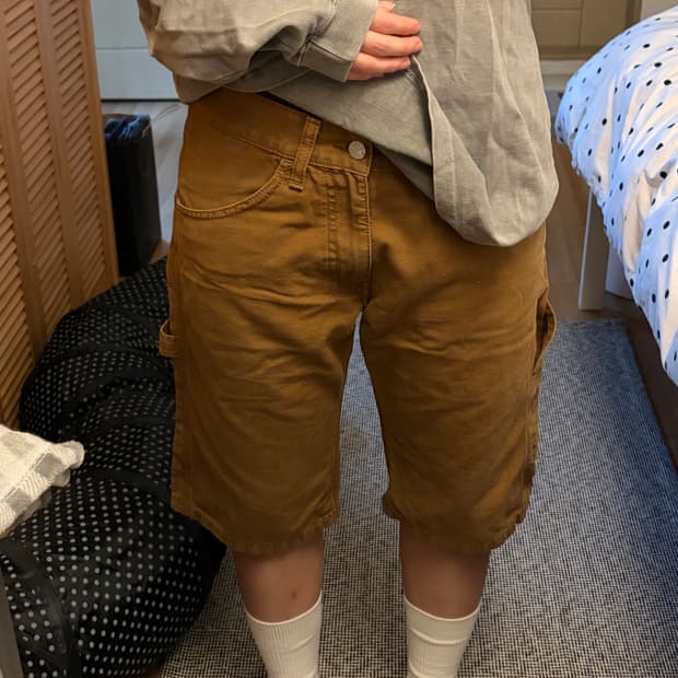 칼하트 5부 사막색? 갈색 바지