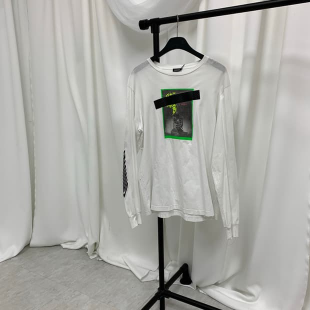 디젤 프린팅 긴팔