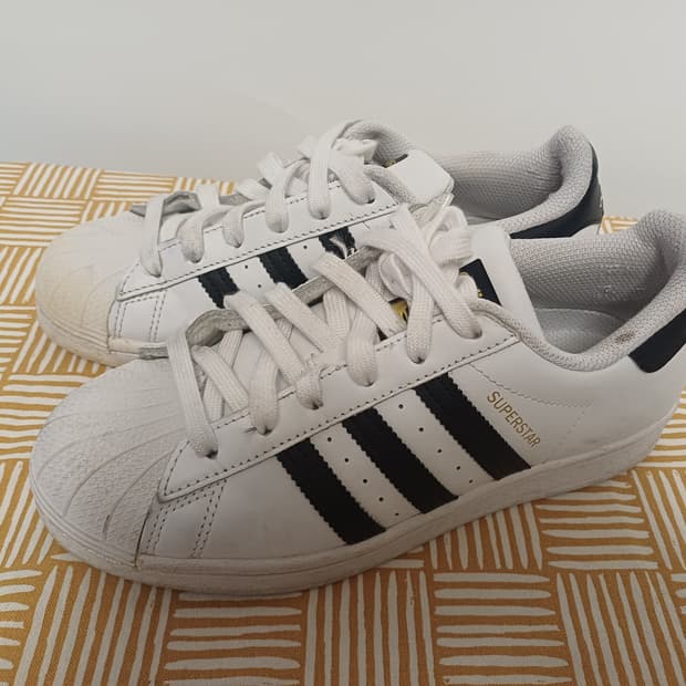 아디다스 슈퍼스타 오리지널스 화이트 블랙 (225)