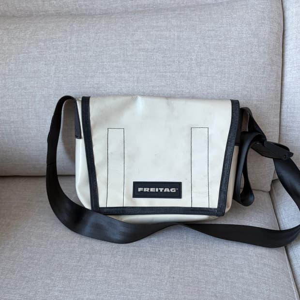 프라이탁 라씨 올흰