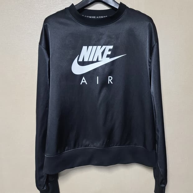 나이키 에어 사틴 크루탑(하자있음)