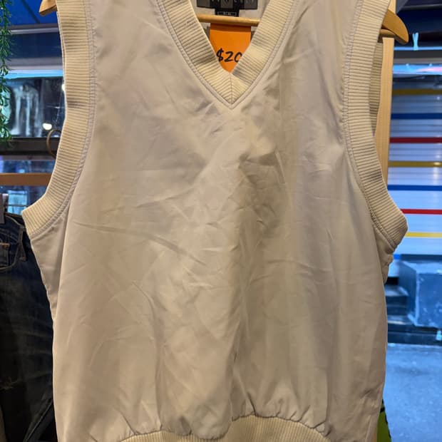 나이키 골프 크림 브이넥 베스트