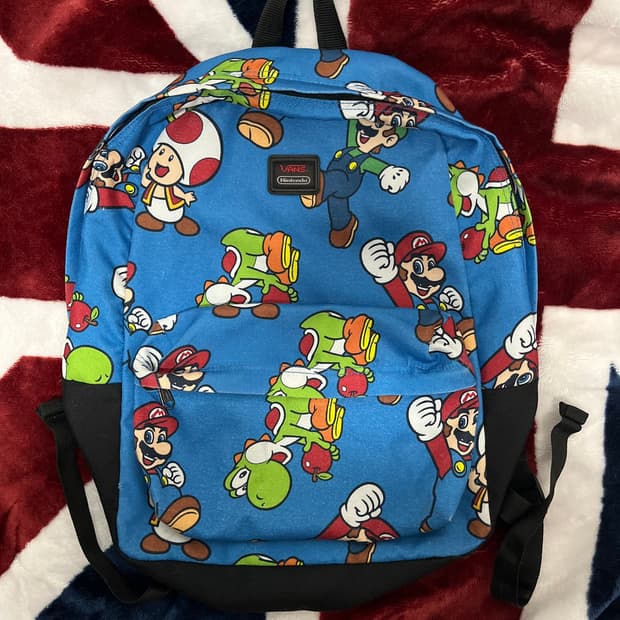 반스 x 닌텐도 슈퍼마리오 콜라보 백팩 40x45 사이즈