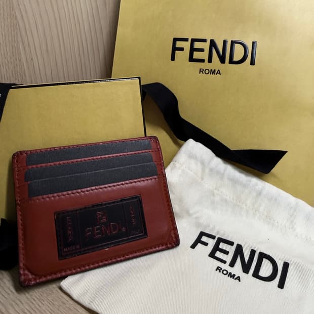 펜디 카드 지갑