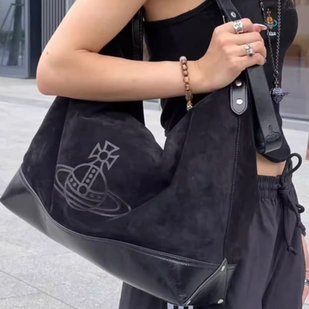 비비안웨스트우드 낸시 호보백