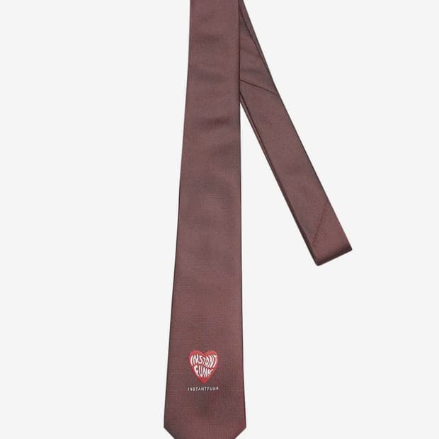 인스턴트펑크 Ms 하트 로고 타이 - 버건디