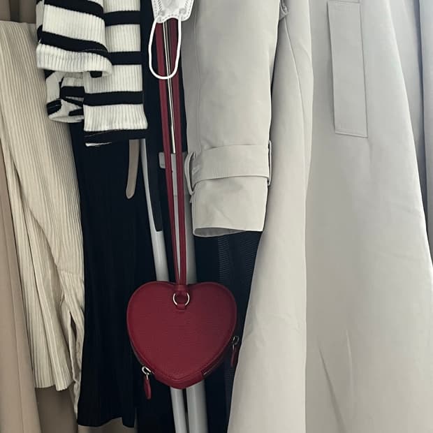 봉긋 마이하트 가죽 지갑형 가방