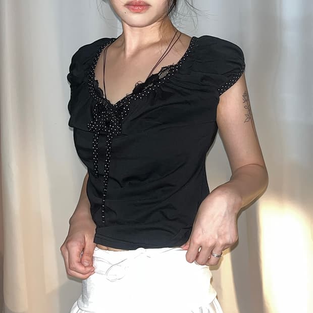 새제품) 도트 셔링 리본 티셔츠 블랙 (개별 구매 가능, 일괄구매 할인)