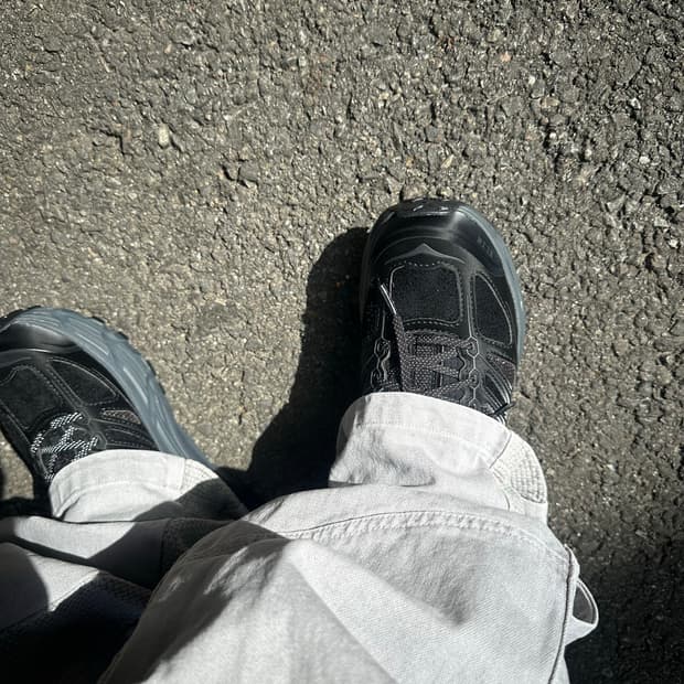 260 호카 x 엑슬림 마파테 스피드 2 TS 블랙 차콜