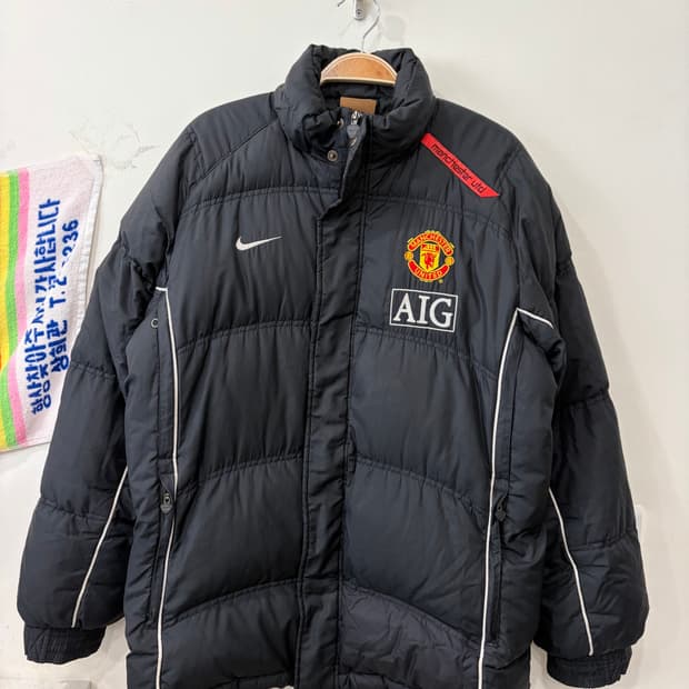 246. 나이키 맨유 패딩