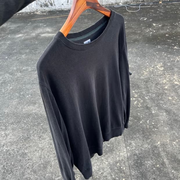 cp컴퍼니 스웻셔츠