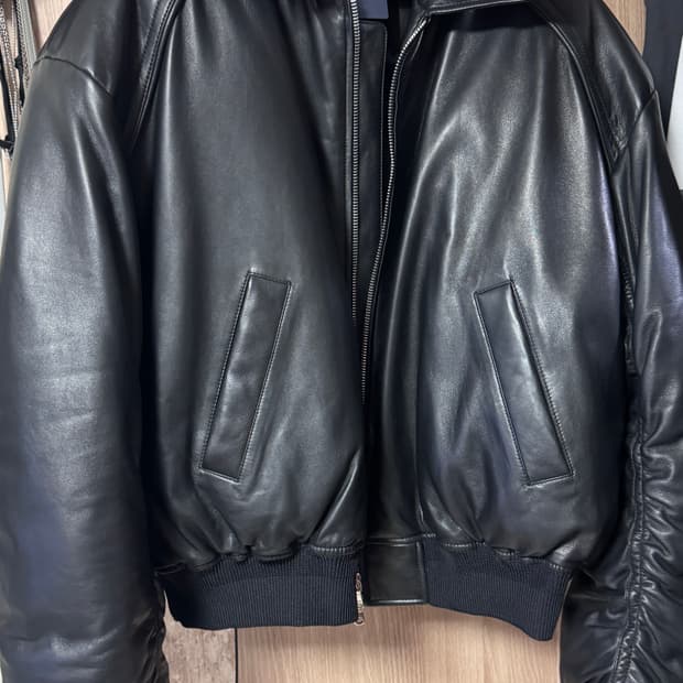 준지 24fw 양가죽 패딩