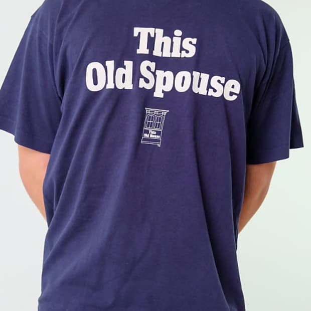 Vintage The Old Spouse 티셔츠