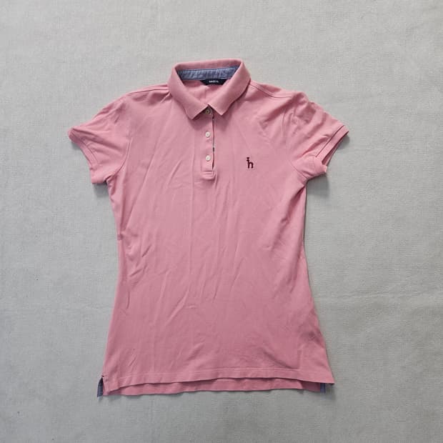 85 헤지스 여성 카라 반팔티 0311Y