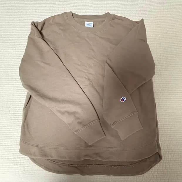 챔피온재팬 브라운맨투맨 M