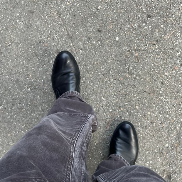 00s Prada All Black Laether Slip-on