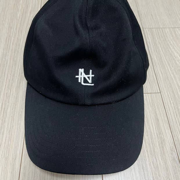 나나미카 로고 자수 볼캡 블랙