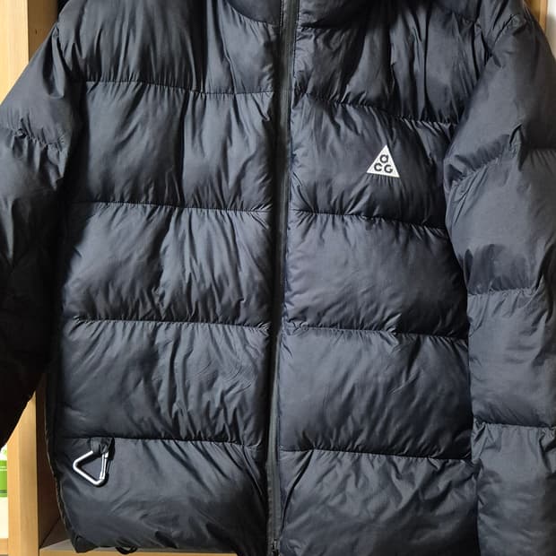 나이키acg루나레이크 패딩 L